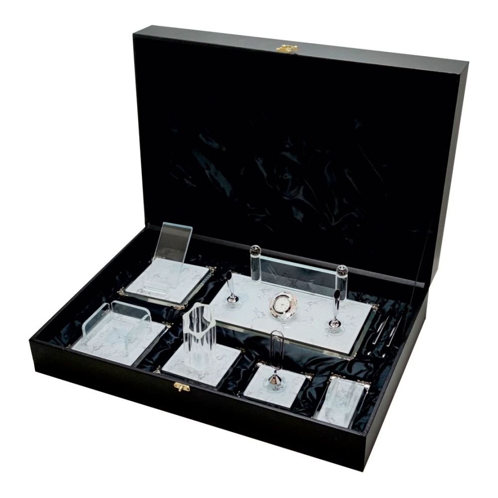 Kristal Masa Takımı